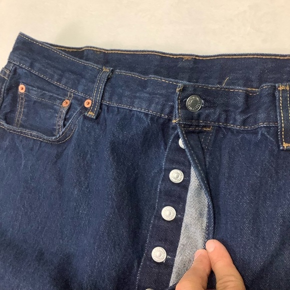 Levi’s 501 Men’s Jeans Blue 5 Button Size 42 x 28 - Picture 5 of 9